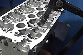 氣門(mén)組拆裝與檢測(cè)